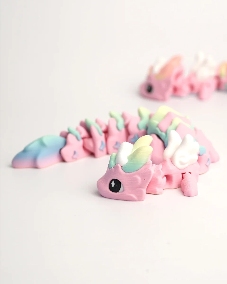 Bébé dragon articulé